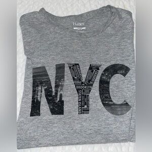 Hanes Men’s Gray T-Shirt, graphic NYC logo, size M